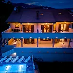 - Healthy House וילה אופטיה