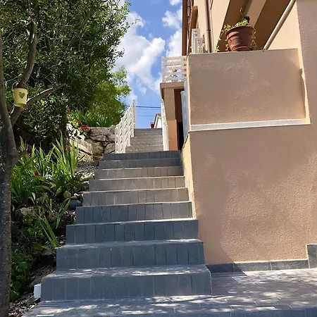 Villa - Healthy House