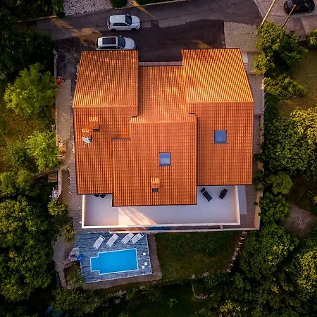 - Healthy House Villa