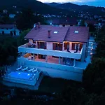 Villa - Healthy House